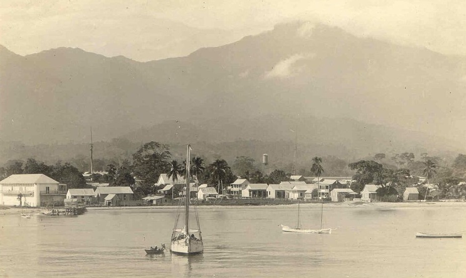 La Ceiba, Atlantida HondurasMy Father was Born in La Ceiba as a child i remember this particular view of the city. The mountains in the back, the ocean, the cool air in my face, my best memories were made in this city.